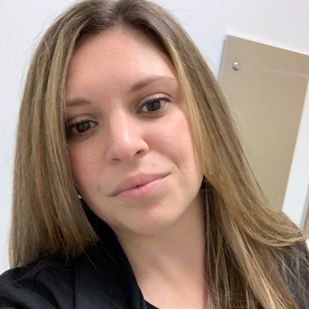 Meet your Posher, Stacy